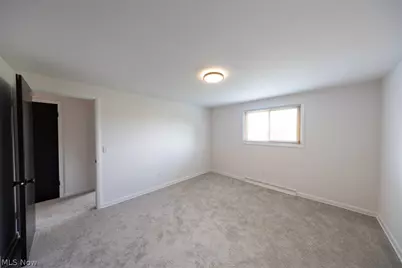 1133 3rd Street SW, New Philadelphia, OH 44663 - Photo 25