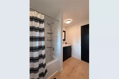 1133 3rd Street SW, New Philadelphia, OH 44663 - Photo 27