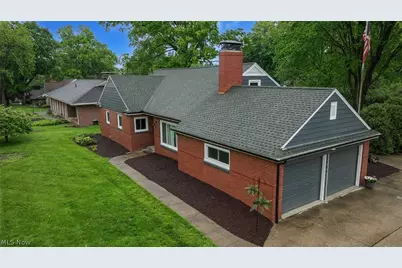 3021 Fulton Drive NW, Canton, OH 44718 - Photo 3