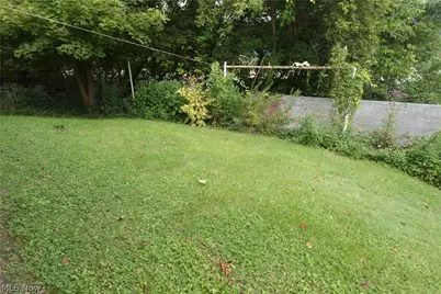 56505 Boyd Avenue, Bridgeport, OH 43912 - Photo 13
