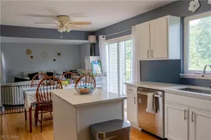 8858 Jordan Ct, North Ridgeville, OH 44039 - Photo 11