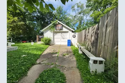 932 Hardesty Boulevard, Akron, OH 44320 - Photo 5