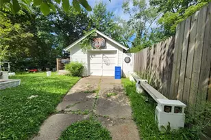 932 Hardesty Blvd, Akron, OH 44320 - Photo 5