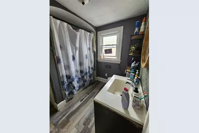932 Hardesty Boulevard, Akron, OH 44320 - Photo 11
