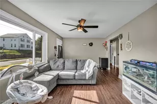 1207 Clinton Ave SE, North Canton, OH 44720 - Photo 11
