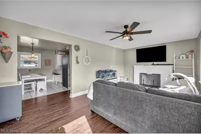 1207 Clinton Avenue SE, North Canton, OH 44720 - Photo 7