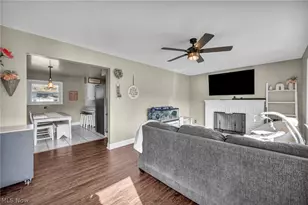 1207 Clinton Ave SE, North Canton, OH 44720 - Photo 7