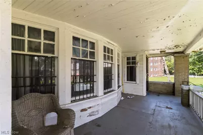 1516 Hillcrest Road, Loveland, OH 44118 - Photo 3