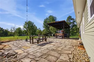 12684 Taylor Wells Rd, Chardon, OH 44024 - Photo 11