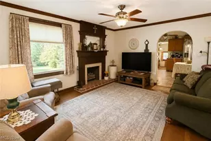 154 Taylor Rd, Barberton, OH 44203 - Photo 15