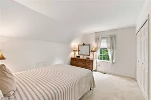 34756 Parkview Ln, Willoughby, OH 44094 - Photo 25