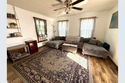 809 Warren Street, Marietta, OH 45750 - Photo 3