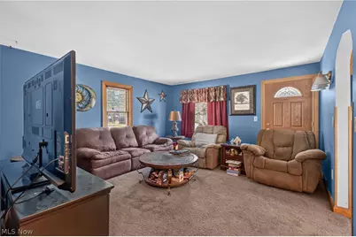 508 Locust Street S, Canal Fulton, OH 44614 - Photo 5