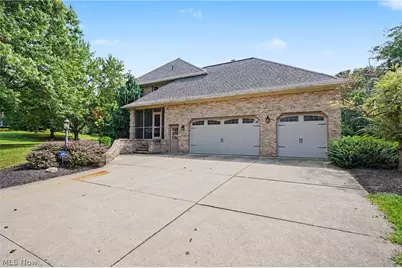 5671 Brownstone Circle NW, Canton, OH 44718 - Photo 3