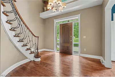 5671 Brownstone Circle NW, Canton, OH 44718 - Photo 5