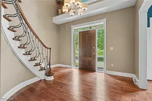 5671 Brownstone Cir NW, Canton, OH 44718 - Photo 5
