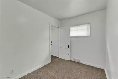 7426 Youngstown Pittsburgh Road, Poland, OH 44514 - Photo 17