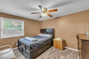 596 Eric Dr, Akron, OH 44305 - Photo 21