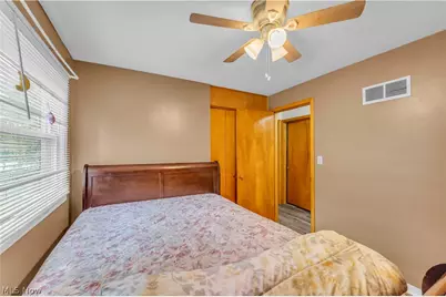 596 Eric Drive, Akron, OH 44305 - Photo 21