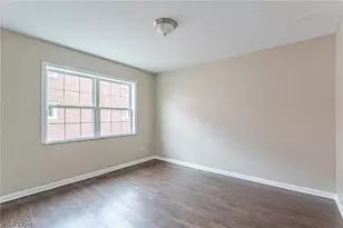 3271 Warrensville Center Rd, Huber Heights, OH 44122 - Photo 15