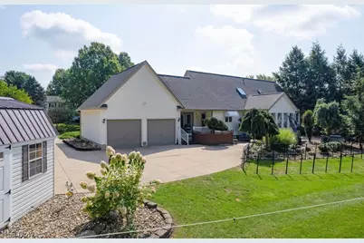 1067 Mohawk Trail SW, Hartville, OH 44632 - Photo 39