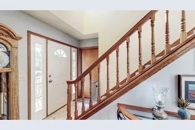 1067 Mohawk Trail SW, Hartville, OH 44632 - Photo 9