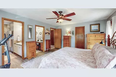 1067 Mohawk Trail SW, Hartville, OH 44632 - Photo 25
