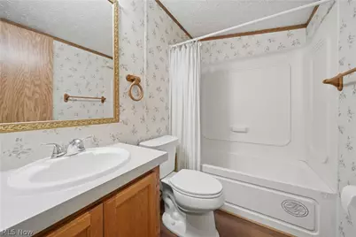 83 Helen Street, Barberton, OH 44203 - Photo 13