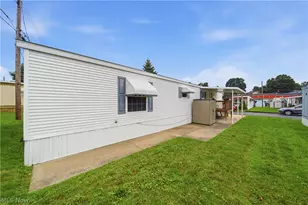 83 Helen St, Barberton, OH 44203 - Photo 17