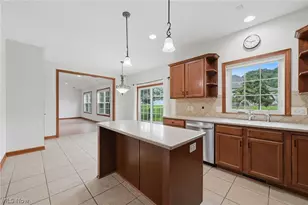 6619 Shiloh St NW, Canton, OH 44708 - Photo 15