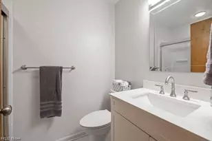 526 Wolf Ave, Wadsworth, OH 44281 - Photo 21