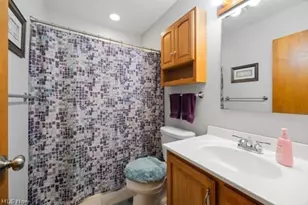 526 Wolf Ave, Wadsworth, OH 44281 - Photo 17