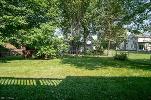 359 Lincoln Ave, Barberton, OH 44203 - Photo 43
