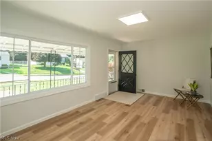 359 Lincoln Ave, Barberton, OH 44203 - Photo 3