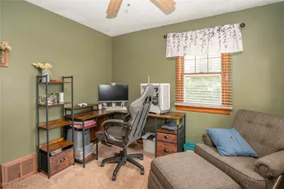 2826 Fletcher Avenue NE, Canton, OH 44705 - Photo 15