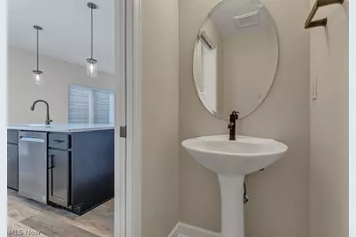 3601 Bailey Avenue, Loveland, OH 44113 - Photo 9