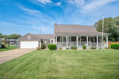 2125 41st Street NE, Canton, OH 44705 - Photo 1