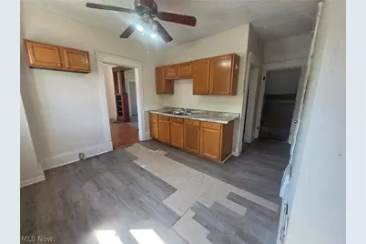 1226 Shriver Avenue NE, Canton, OH 44705 - Photo 13