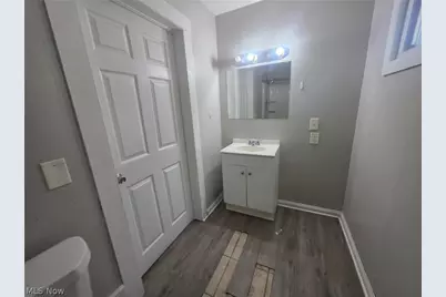 1226 Shriver Avenue NE, Canton, OH 44705 - Photo 15