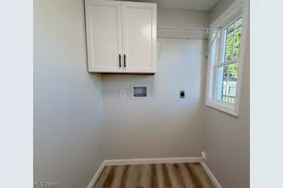 909 N Walnut Street, Dover, OH 44622 - Photo 17
