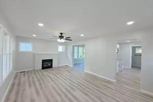 909 N Walnut St, Dover, OH 44622 - Photo 3