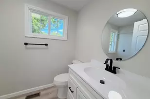 909 N Walnut St, Dover, OH 44622 - Photo 11