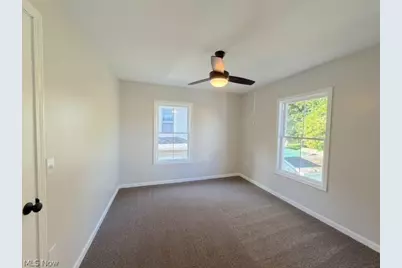 909 N Walnut Street, Dover, OH 44622 - Photo 15