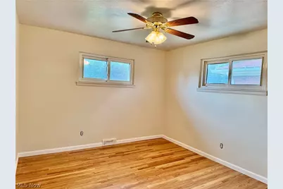 31505 Douglas Drive, Willowick, OH 44095 - Photo 23