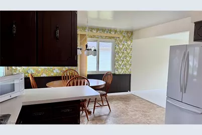 31505 Douglas Drive, Willowick, OH 44095 - Photo 15
