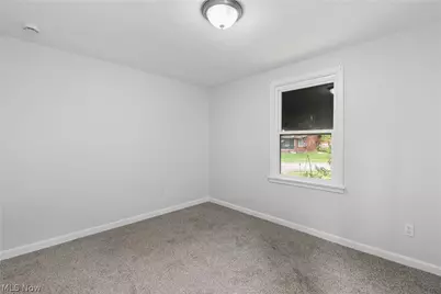 1514 37th Street NW, Canton, OH 44709 - Photo 11