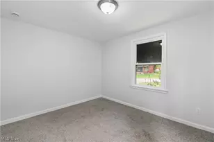 1514 37th St NW, Canton, OH 44709 - Photo 11