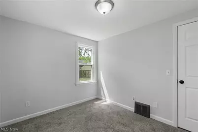 1514 37th Street NW, Canton, OH 44709 - Photo 13