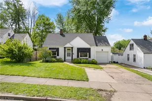 1514 37th St NW, Canton, OH 44709 - Photo 1