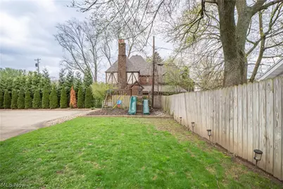 2412 University Avenue NW, Canton, OH 44709 - Photo 41